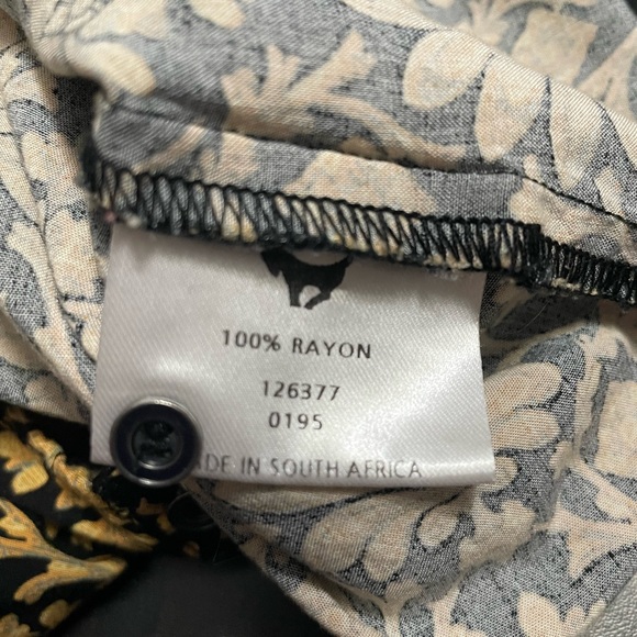 Old Khaki Gold & Black Patterned Button Front Size 12 Sleeveless Blouse - Picture 8 of 8